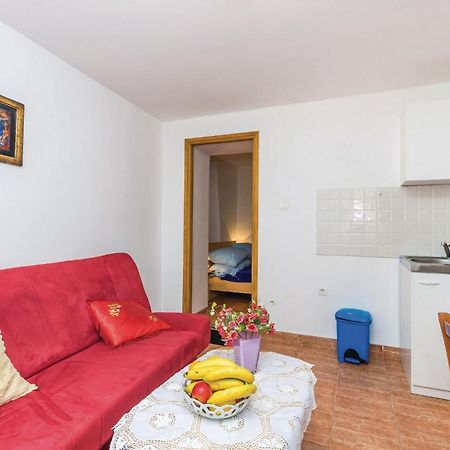 1 Bedroom Nice Apartment In Senj Senj  Extérieur photo