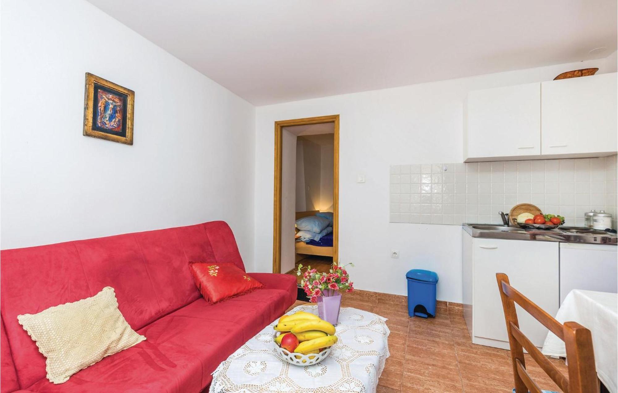 1 Bedroom Nice Apartment In Senj Senj  Extérieur photo