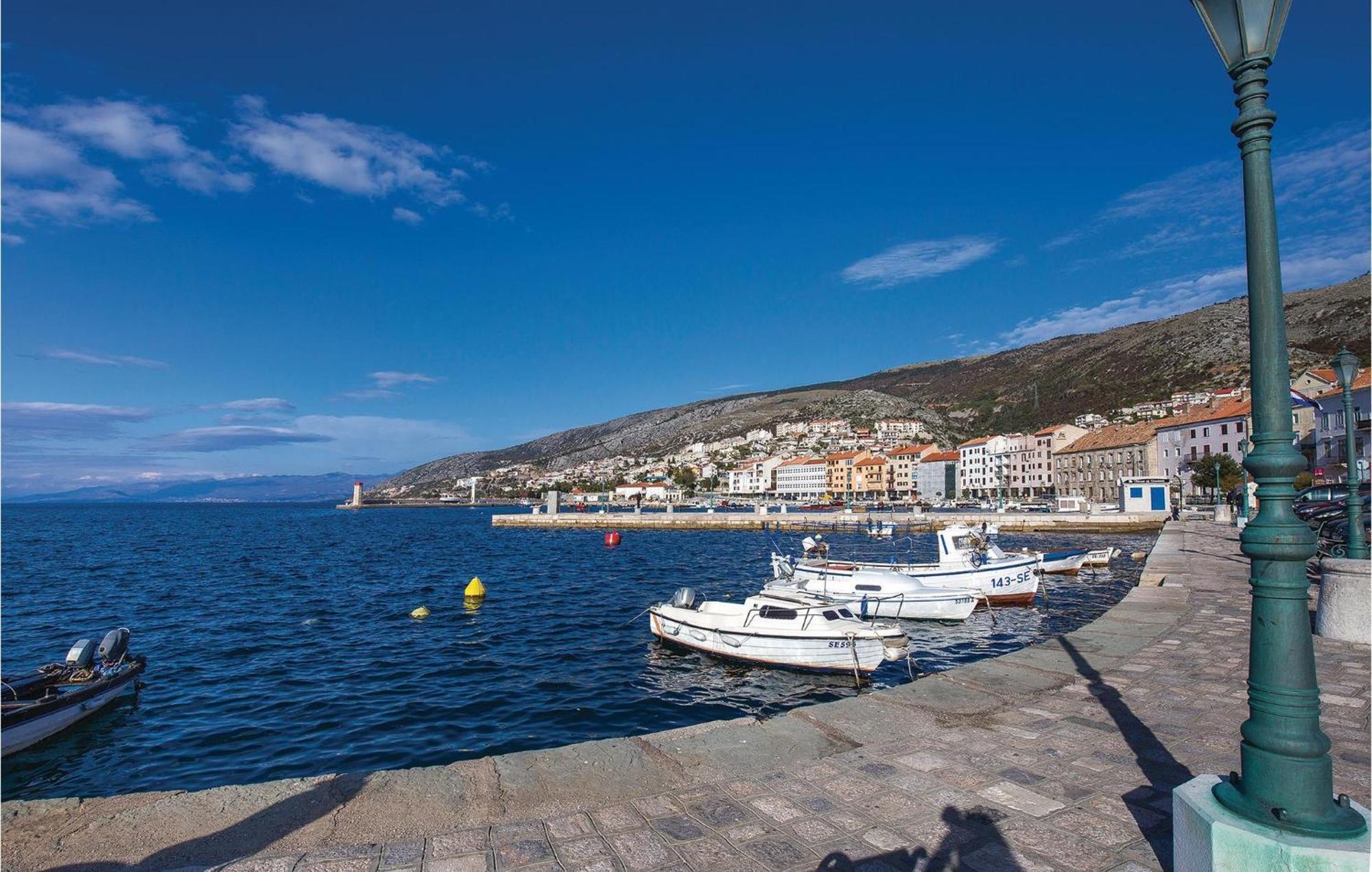 1 Bedroom Nice Apartment In Senj Senj  Extérieur photo